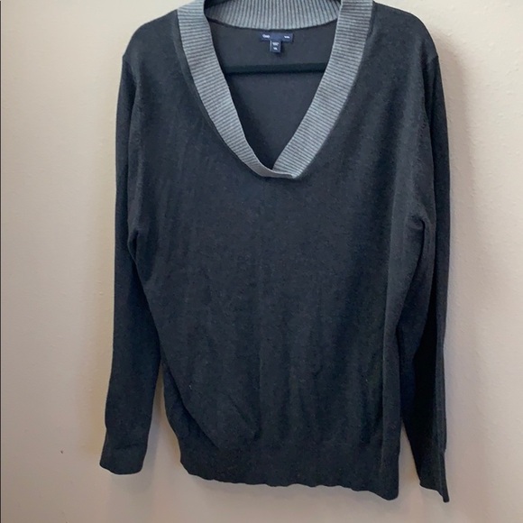 Gap sweater - Picture 1 of 3